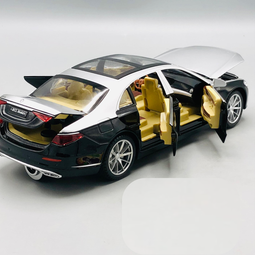 Mercedes-Maybach S600 RC 1:22 Diecast Luxury Model Car with Smoke & LED Lights
