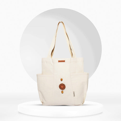 BlueWillow Three Pocket tote