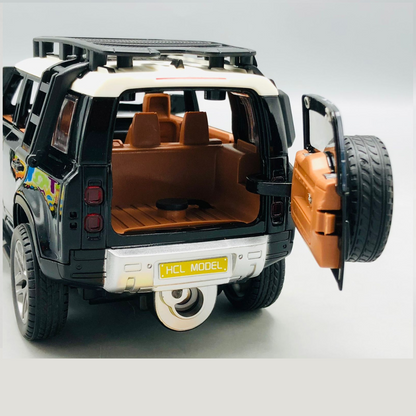 Land Rover Defender RC 1:22 Diecast Model Car with Smoke & LED Lights