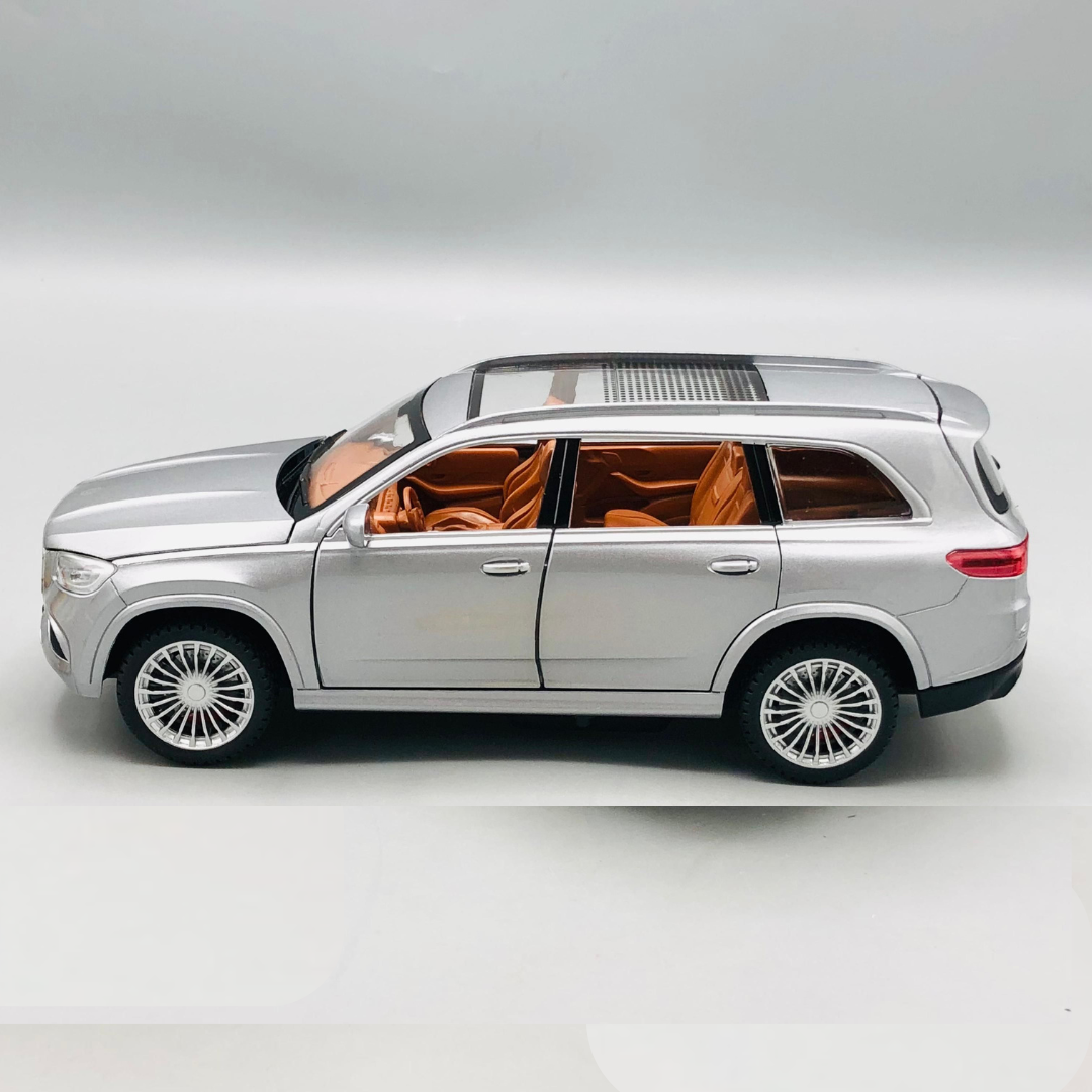 1:22 RC Diecast Mercedes GLS600 Model Car With Smoke