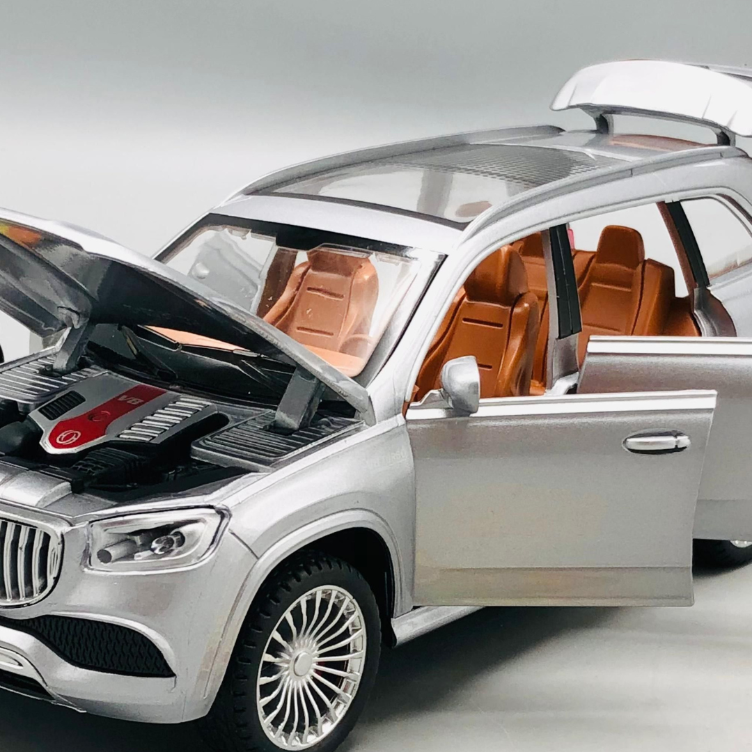 1:22 RC Diecast Mercedes GLS600 Model Car With Smoke